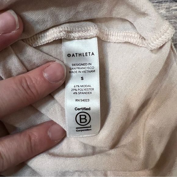 Athleta - Asymmetrical Blush Pink Tank Top, Size Small - Picture 3 of 6